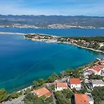 App Mit Meerblick Und Pool Fuer 2-4 Personen By Interhome Apartmán Šilo